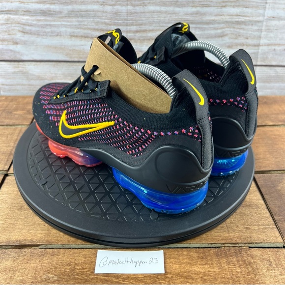 Nike Air Vapormax 2021 FlyKnit - Picture 4 of 12